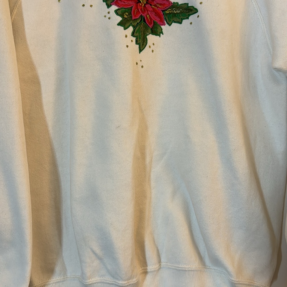 Vintage Poinsettia Christmas Red Green Gold Glitter Crew Sweatshirt M 🎄 - Picture 7 of 14